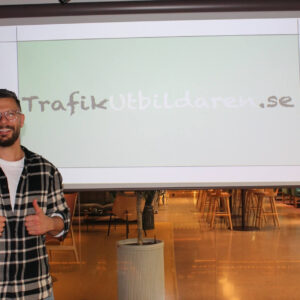 Trafikutbildaren vinterväglag Riskettan